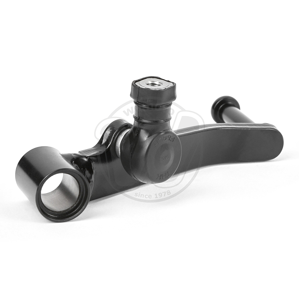 0OY9408_ag5214 three.jpg